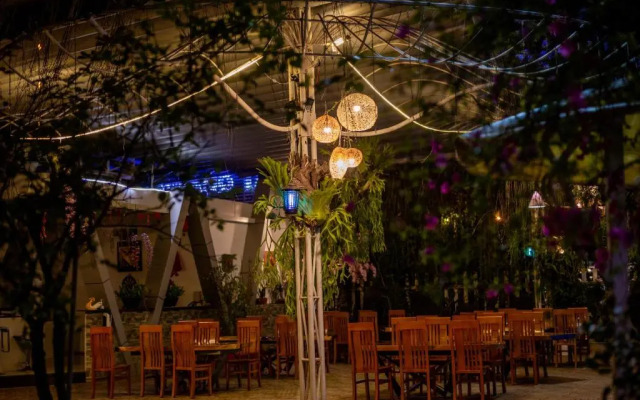 Nhat Quang Hotel