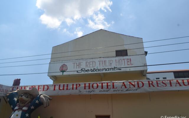 Red Tulip Hotel