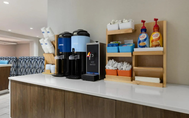 Holiday Inn Express Savannah Airport by IHG
