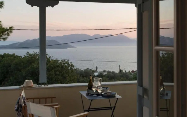 Sea View Pool Villa with Independent Guest house