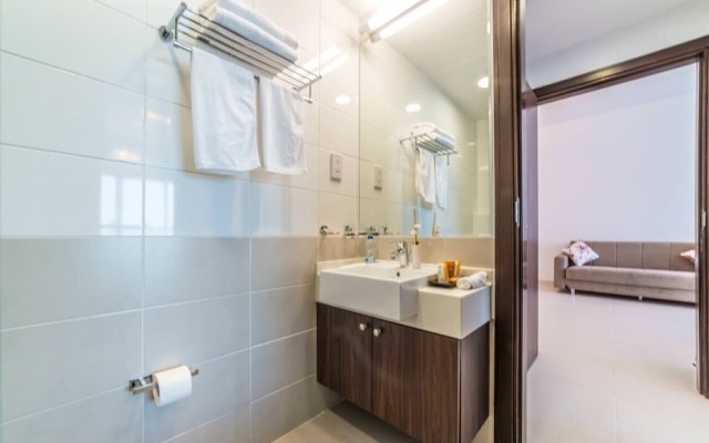 Beautiful Sea View Palm