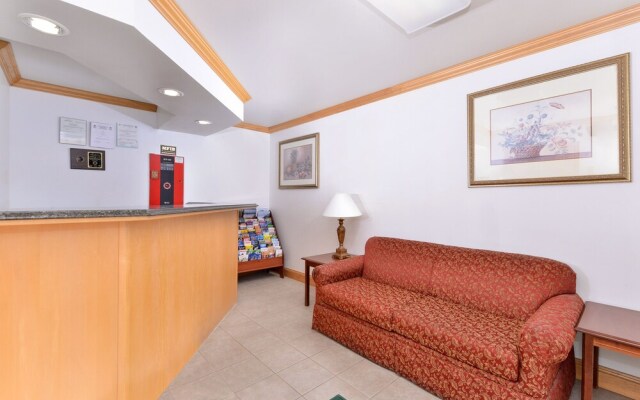 Tower Inn And Suites Of Guilford - Madison