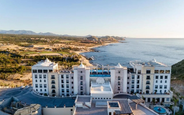 Vista Encantada Spa Resort & Residences