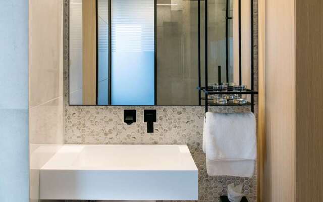 Mercure Larnaca Beach Resort