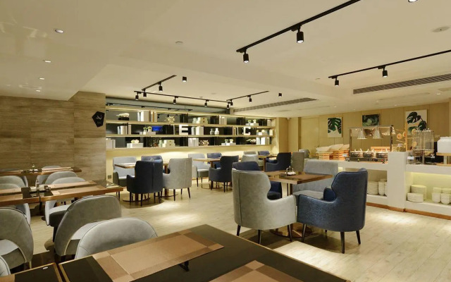 Echarm Hotel (Guiyang Xiaohe Binfen Square)