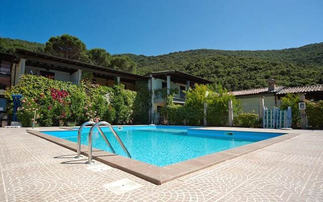 Locanda del Borgo B&B Helios Relais