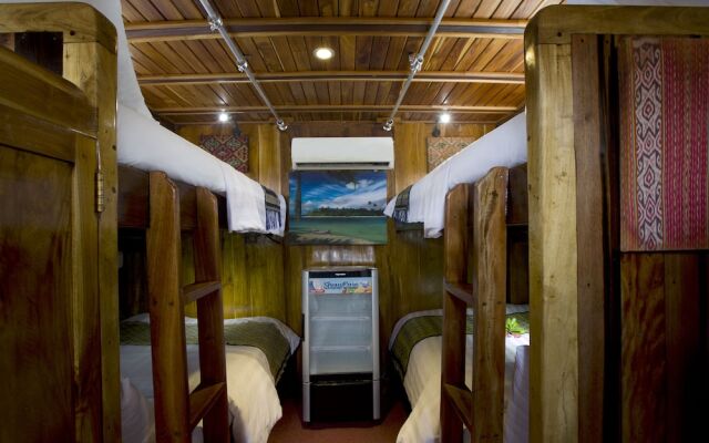 Plataran Phinisi Waecicu