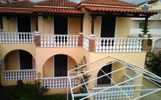 Dennis studios