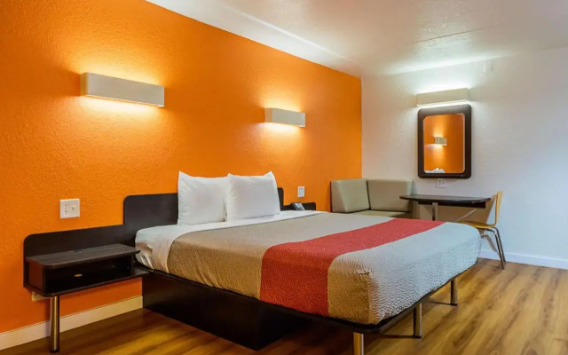 Motel 6 Dallas - Garland - Northwest Hwy