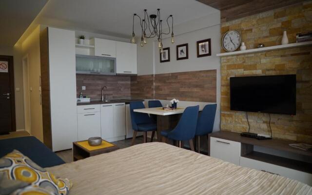 Premier 24 Milmari Kopaonik