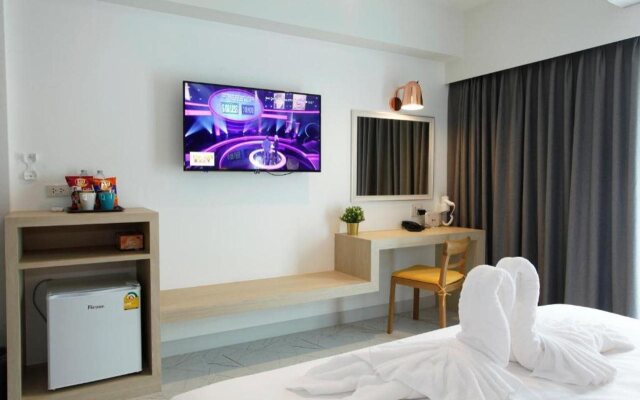 Port Canary Hotel