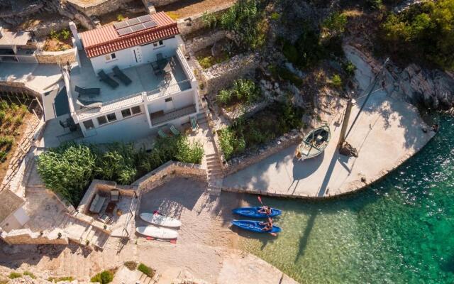 Orsula's Beach House