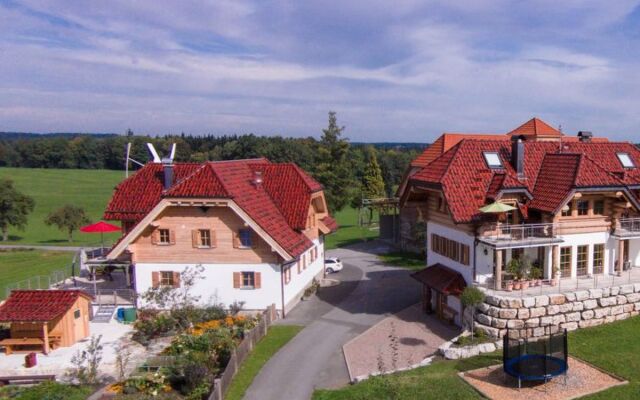 Apartment Ahorn Schluein