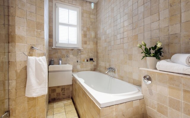 Beautiful Battersea Home by Clapham Junction