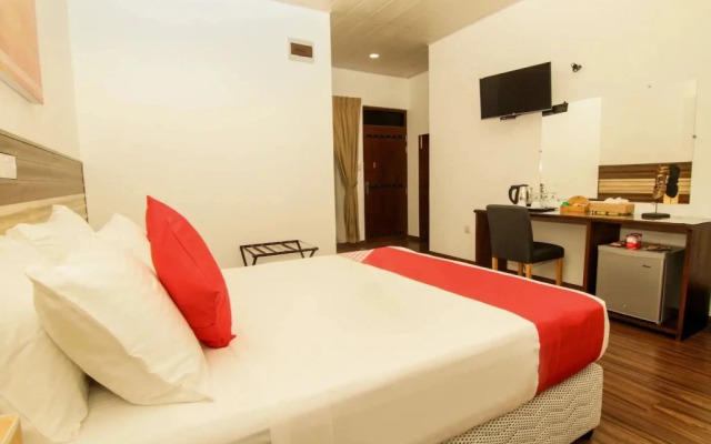 Clove Transit Hotel