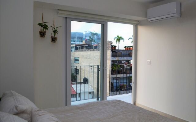 Condo Niza 266 by MDR