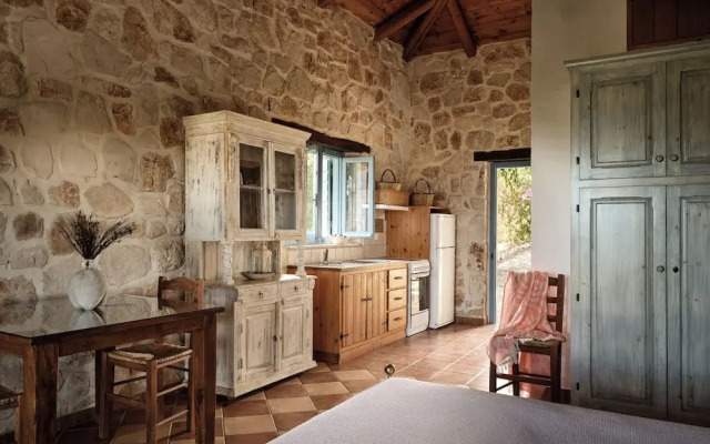 Strofilia Stone Residences
