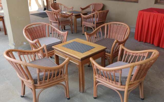 Chambai Safari Hotel