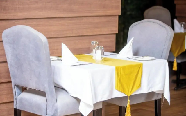 Africa's Touch & Leisure