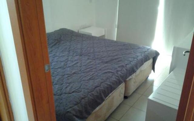 Artemis Karas Holidays Apartment