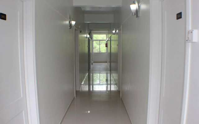 Hotel Bhooshan Sivajinagar