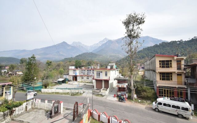 OYO 8676 Atithi Chamunda