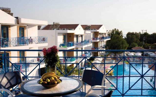 Pefki Islands Resort