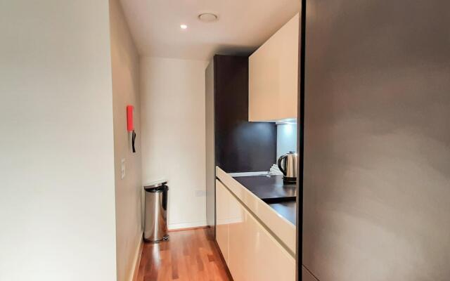 Comfy One Bedroom Apartment in City of London