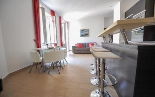 City Pads Apartment