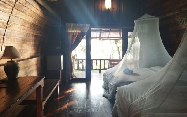 Aow Noi Resort