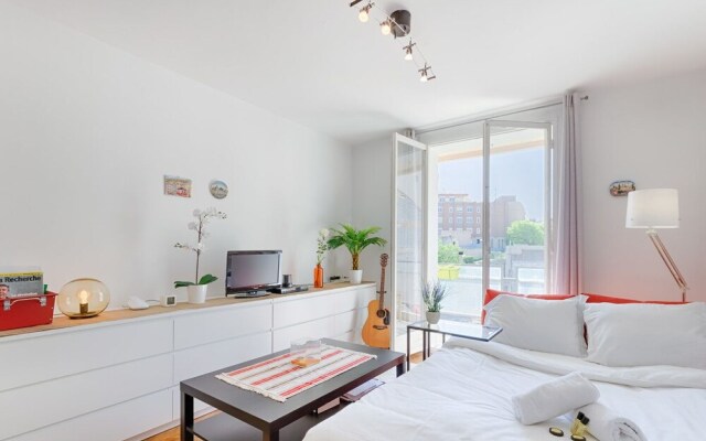 Bright Apartment in the Heart of Joliette