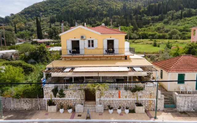 Ilias Apartments