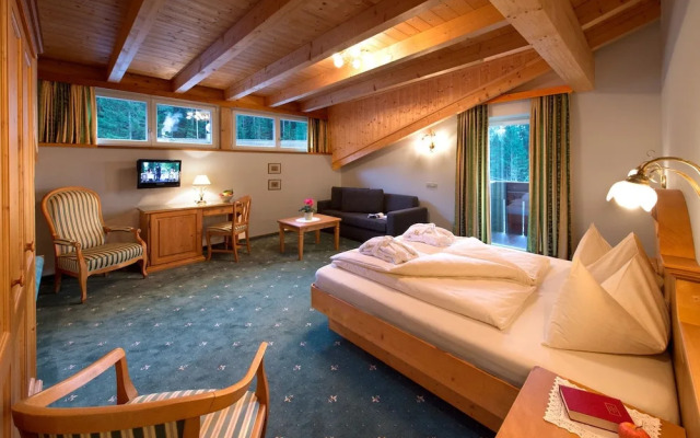 Hotel Waldrast Dolomiti