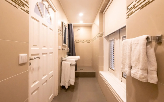 Saint Tropez Boutique Hotel