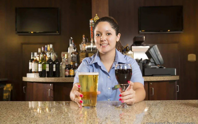 Embassy Suites by Hilton Detroit Troy Auburn Hills