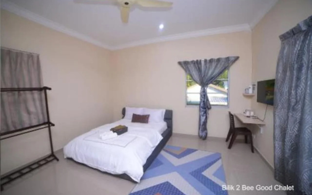 Capital O 91243 Bee Good Chalet – Guest Rooms – Yan