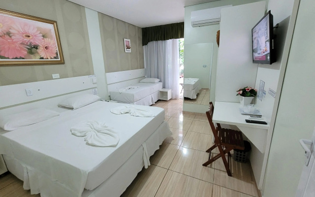 Charm Iguassu Suites Pousada