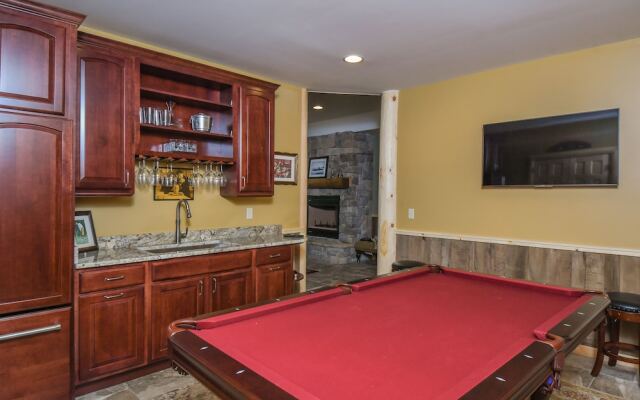 Boulder House 6 Bedroom House