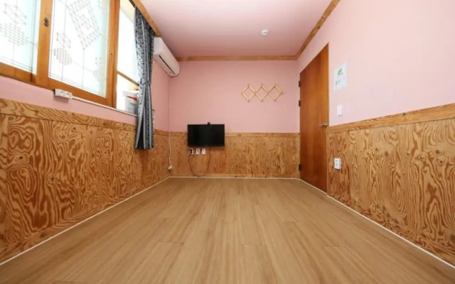 Boryeong Baekhyeon Pension