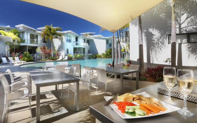 Sand Dunes Resort