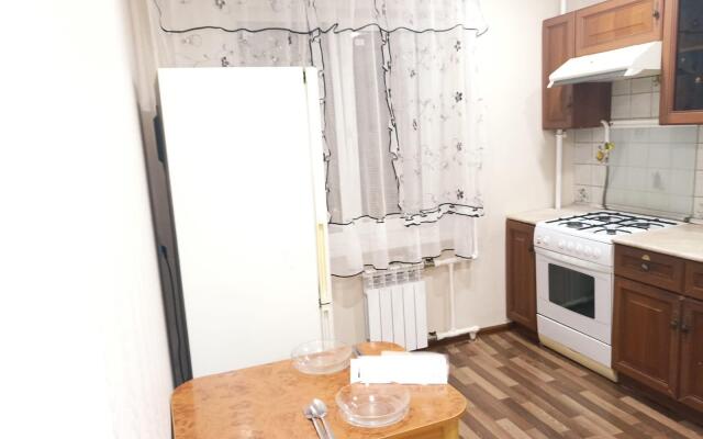 Погостим на улице Рихарда Зорге 33