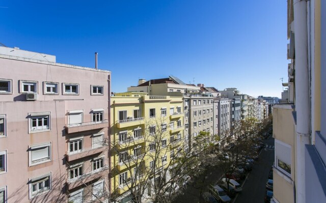 5 Bedroom Apartment near Av Liberdade
