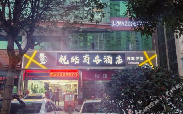 Yuehao Business Hotel