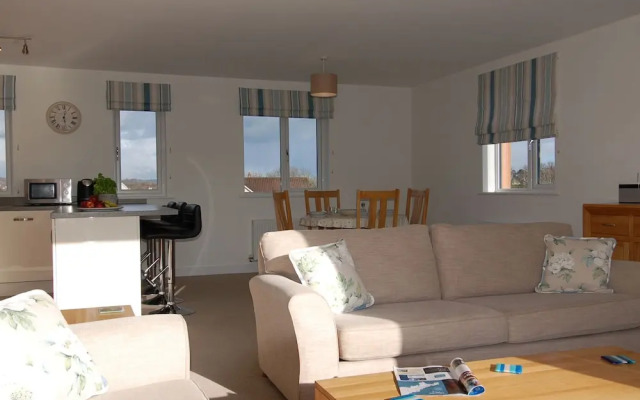 28 Clock Tower Court