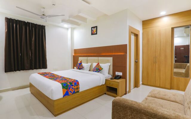 Fabhotel Ananda Inn