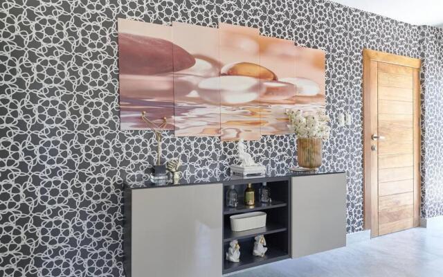 Cozy 1BR With Balcony in Santo Domingo
