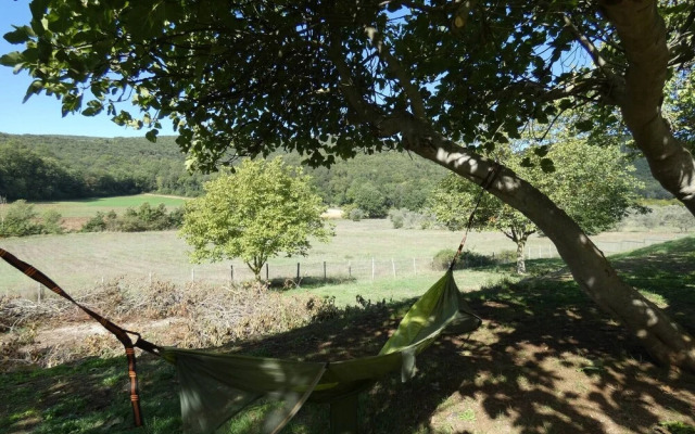 SCAPPO IN UMBRIA,Casale Vallenea