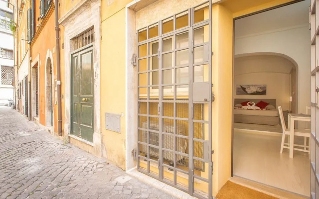 Rental In Rome Studio Pantheon
