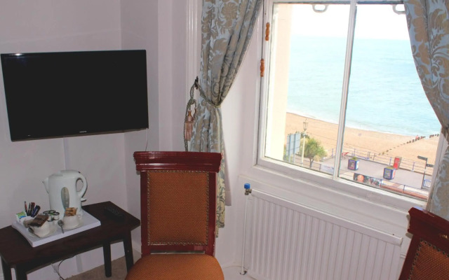 The Cumberland Hotel