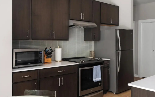 Rare 2BR in Prime Location